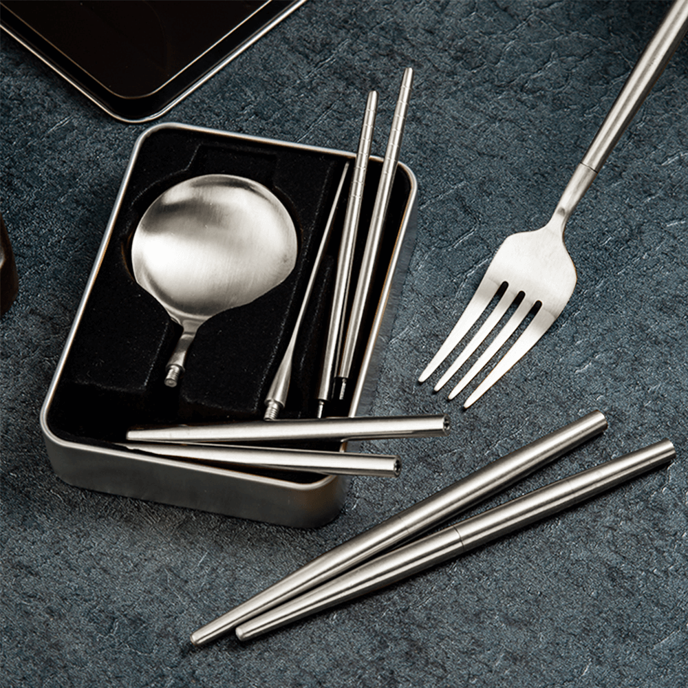 Outlery - Collapsible Cutlery & Chopsticks That Fit In Your Pocket