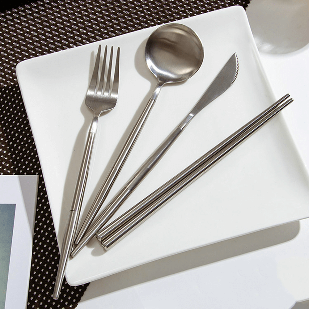 Outlery - Collapsible Cutlery & Chopsticks That Fit In Your Pocket