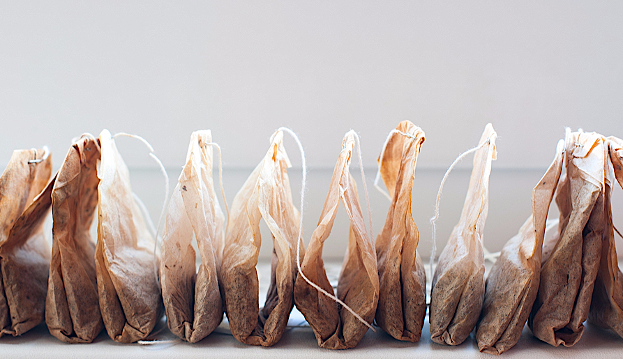 13-WAYS-TO-REUSE-YOUR-USED-TEA-BAGS1