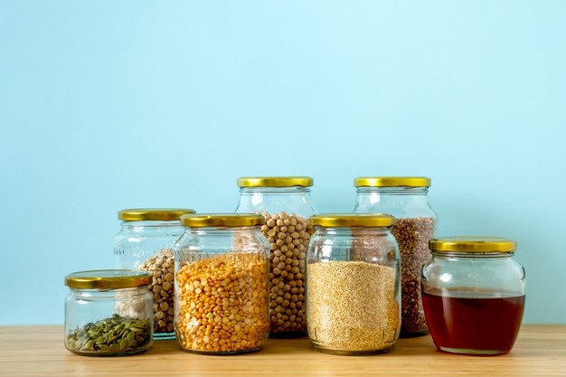 ZERO WASTE INITIATIVE - ZEROWASTEINITIATIVE.COM FOOD STORAGE: 6 KEYS FOR A ZERO WASTE KITCHEN 1