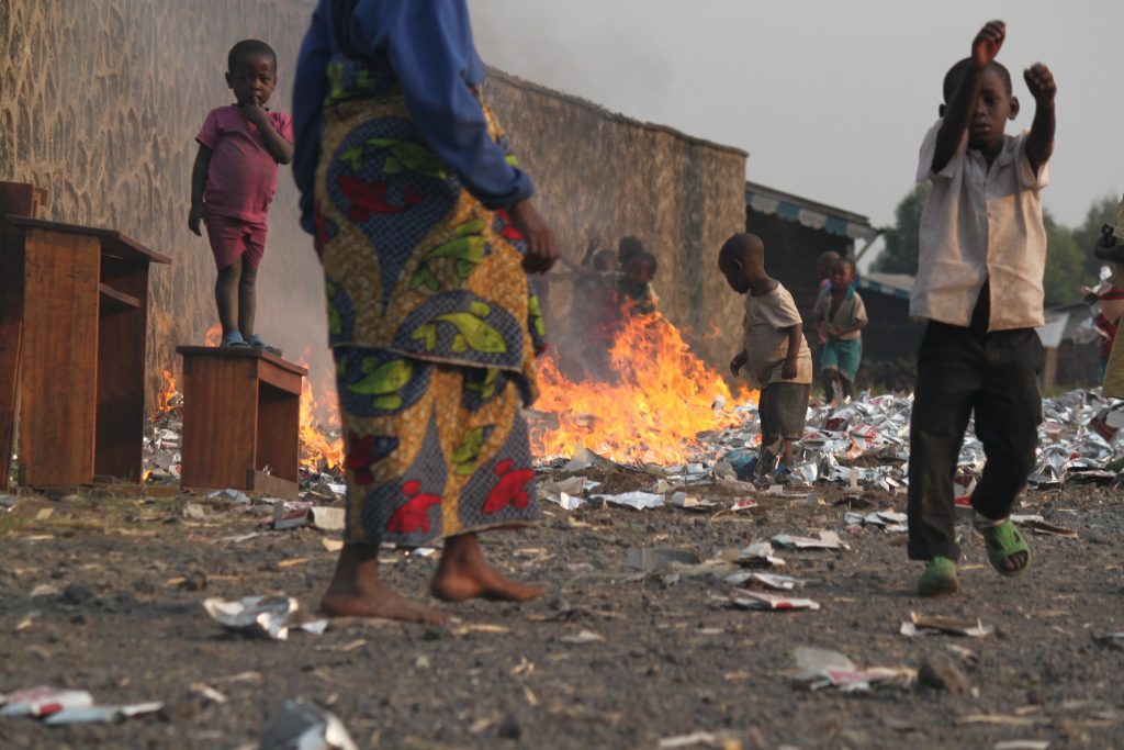 3 Harmful Effects Of Burning Plastic Everyone Must Know